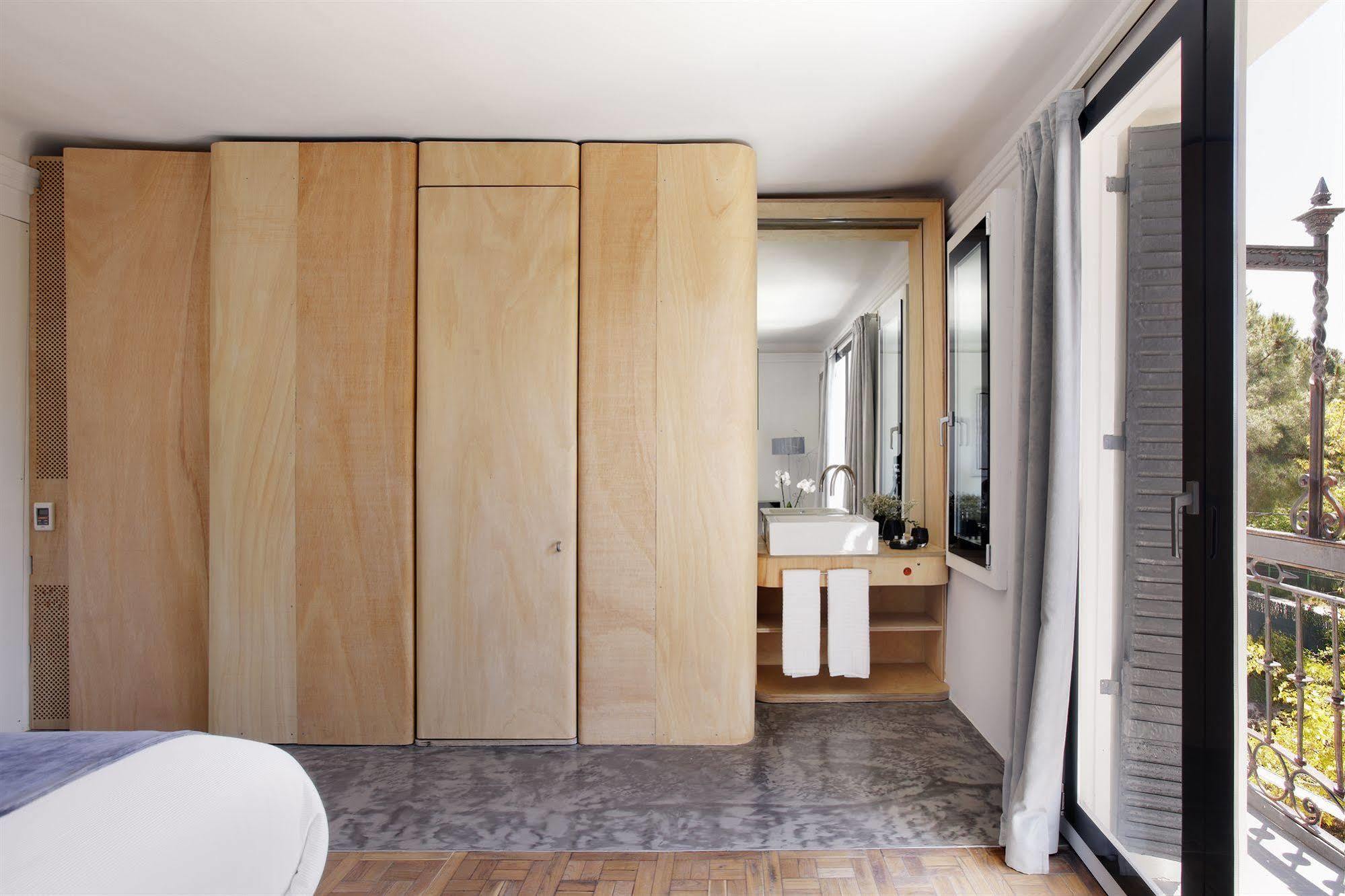 Box Art Hotel - La Torre Collado Mediano Exterior photo
